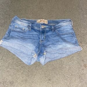 Hollister jean shorts